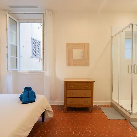 Apartment - Beautiful Bright - 10 Min Nice